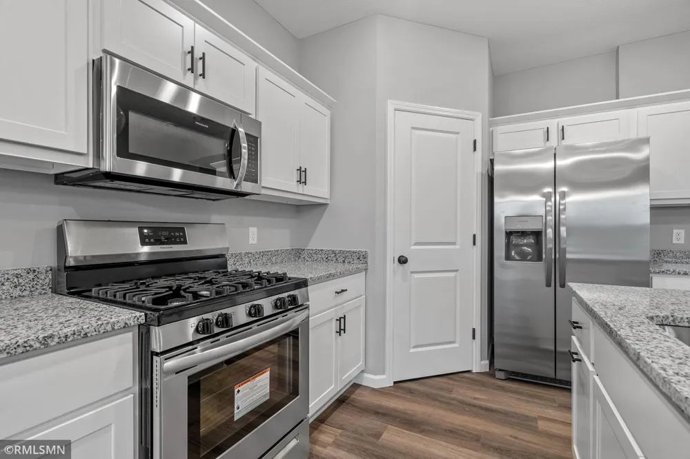 16590 Ulysses Street NW Elk River, MN 55330