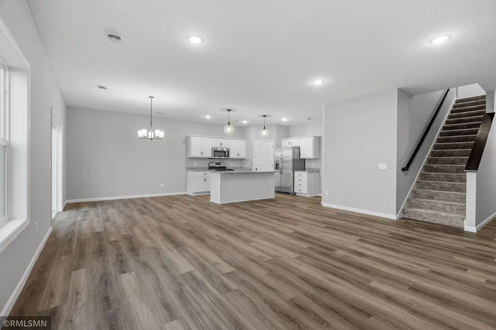 16590 Ulysses Street NW Elk River, MN 55330