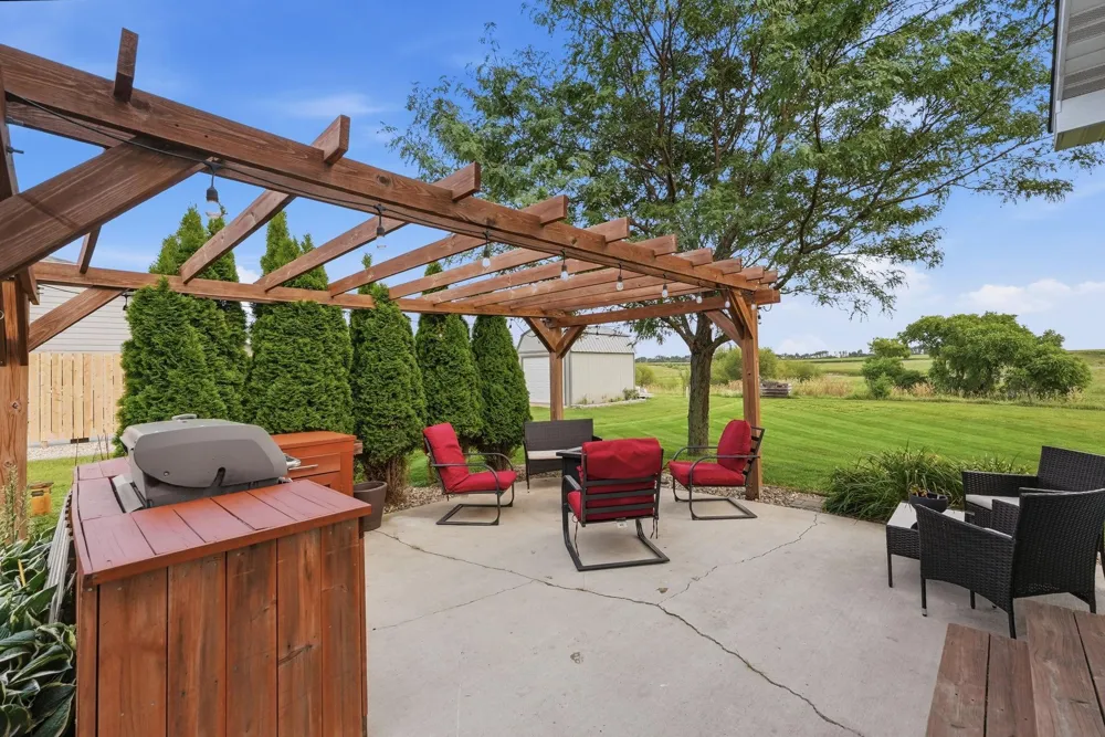 2759 11th Avenue SE Willmar, MN 56201