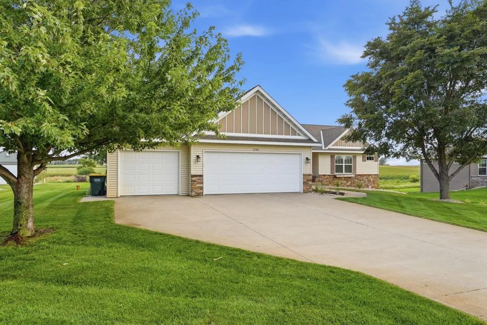 2759 11th Avenue SE Willmar, MN 56201