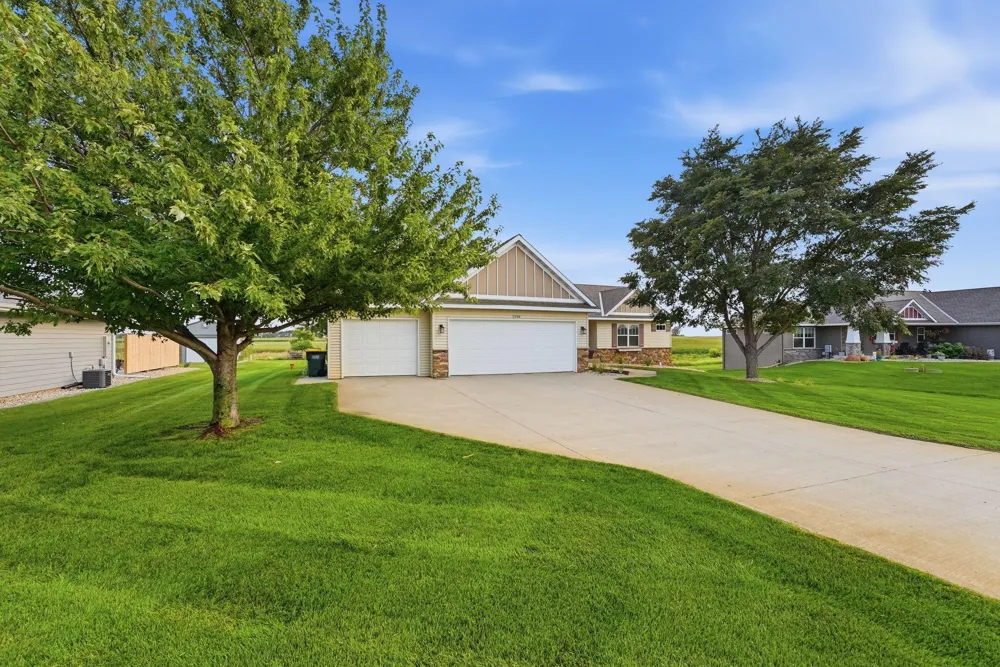 2759 11th Avenue SE Willmar, MN 56201