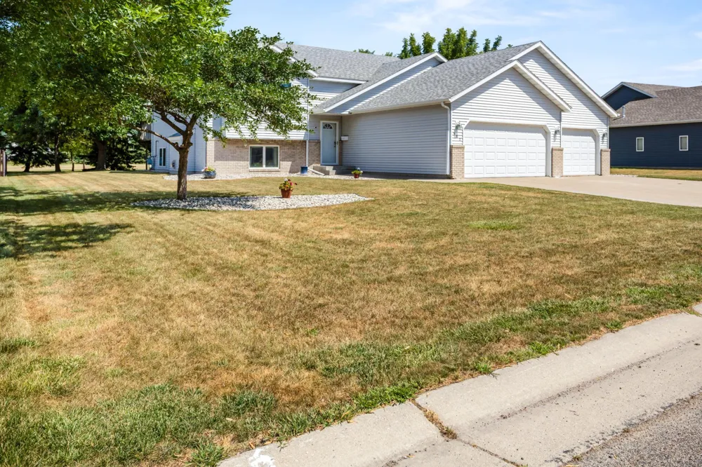 507 Nicole Lane Dilworth, MN 56529