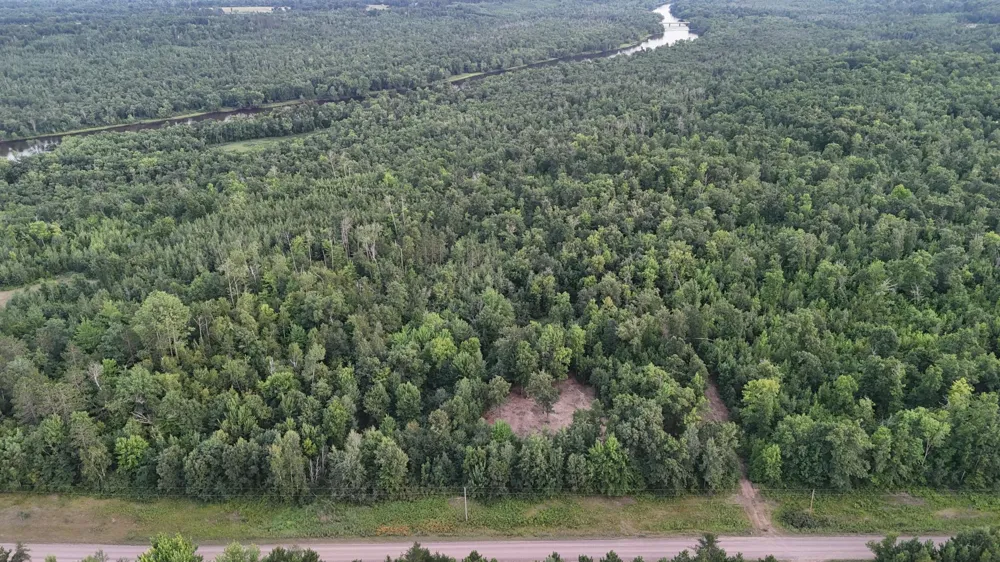 68xxx Old Ferry Road Hinckley, MN 55037