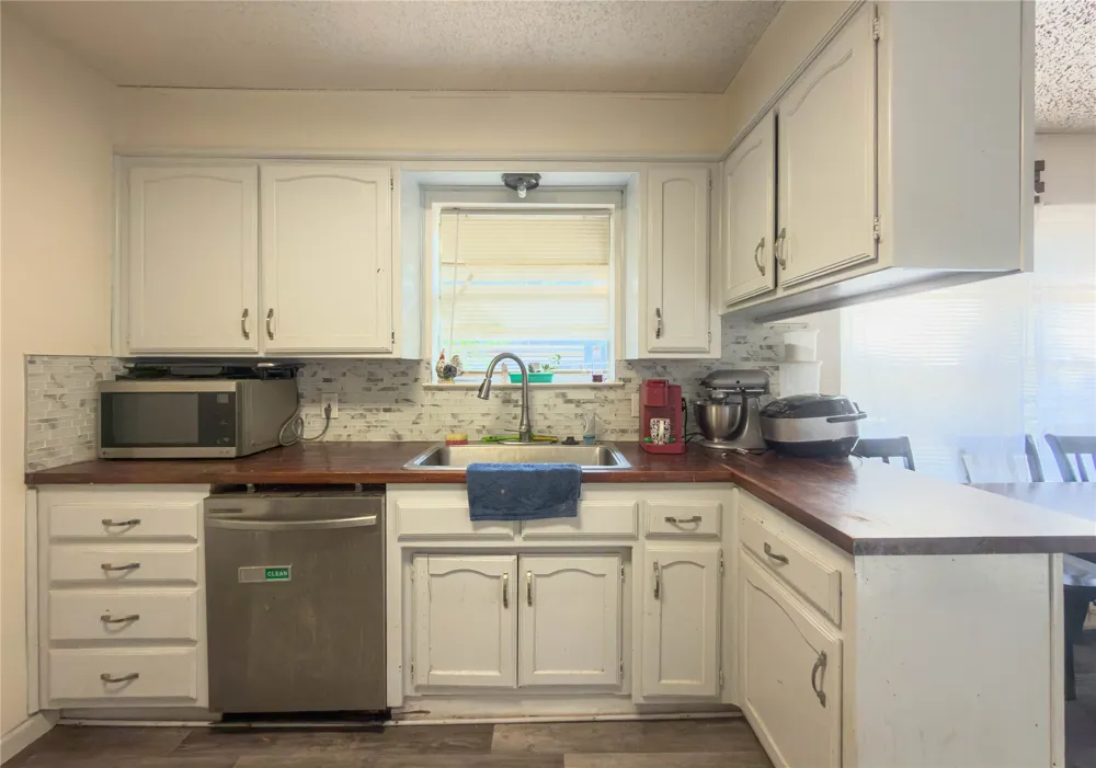 1516 NW 1st Avenue Mineral Wells, TX 76067