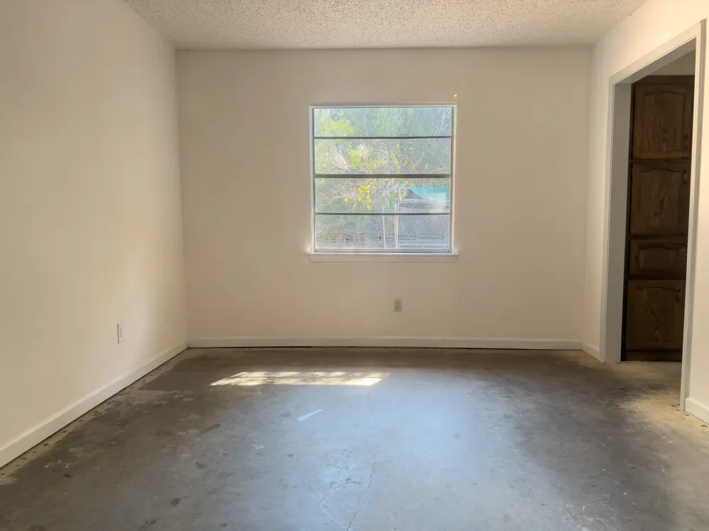 1516 NW 1st Avenue Mineral Wells, TX 76067