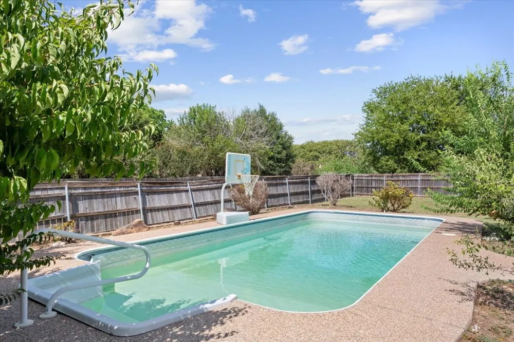 800 Granite Lane Lorena, TX 76655
