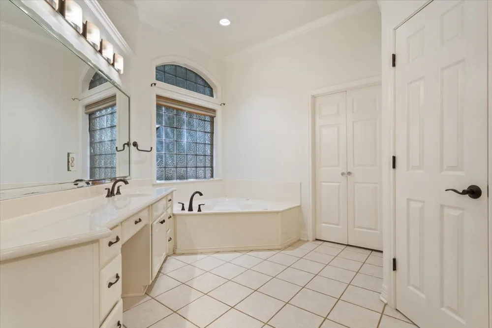 800 Granite Lane Lorena, TX 76655