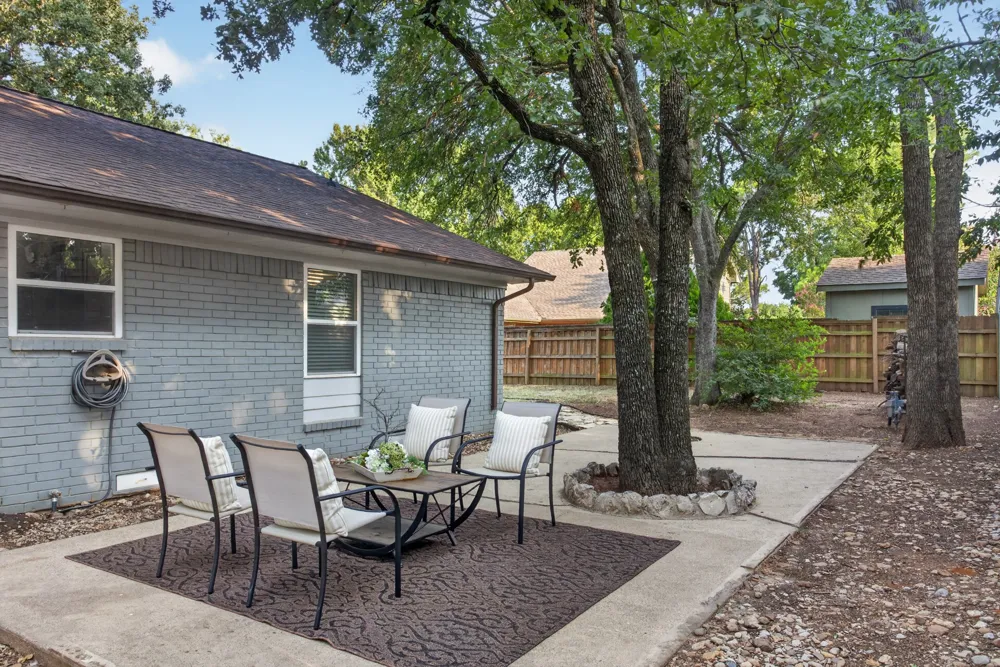 149 Redwood Drive Highland Village, TX 75077