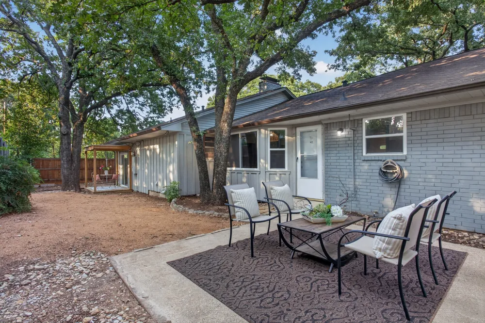 149 Redwood Drive Highland Village, TX 75077