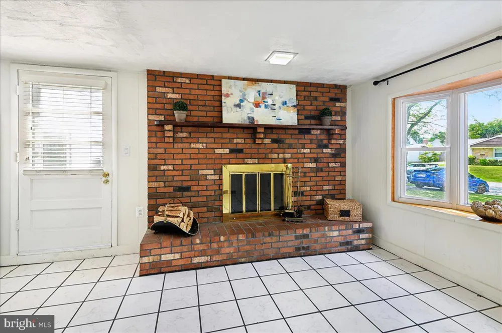 2615 KENNISON LANE Bowie, MD 20715