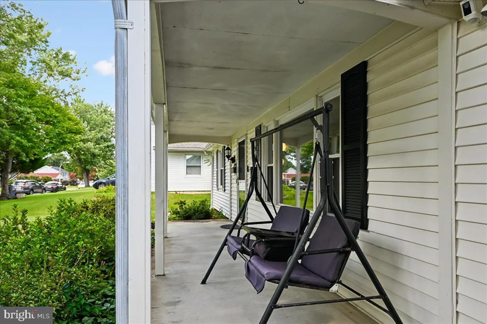 2615 KENNISON LANE Bowie, MD 20715