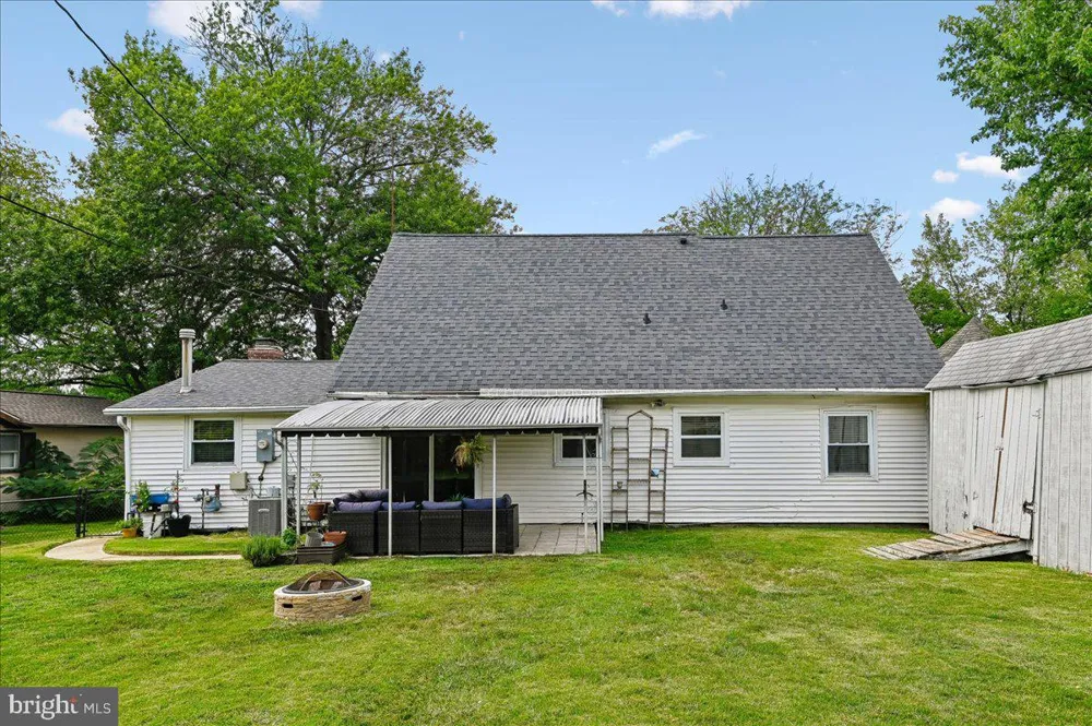 2615 KENNISON LANE Bowie, MD 20715