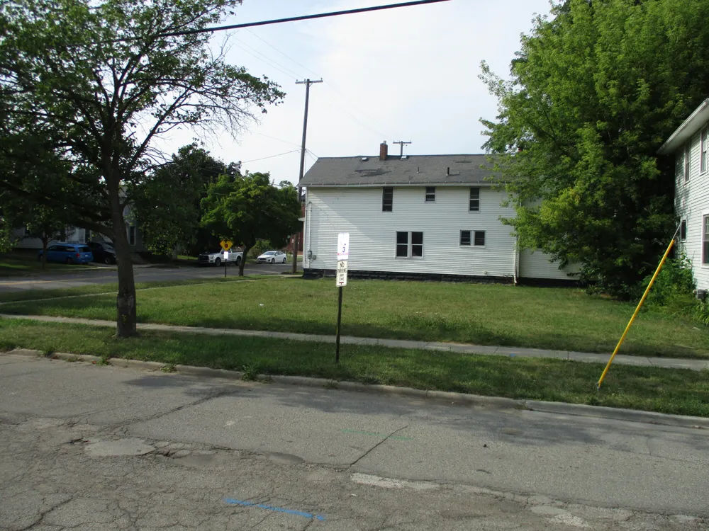 511 S Blackstone Street Jackson, MI 49203