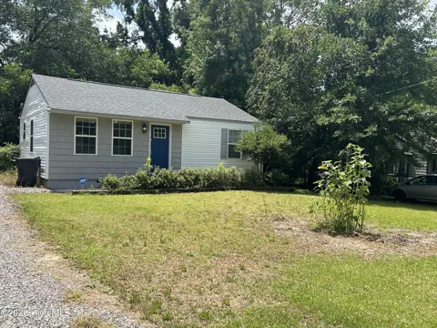 2838 Thomas Lane