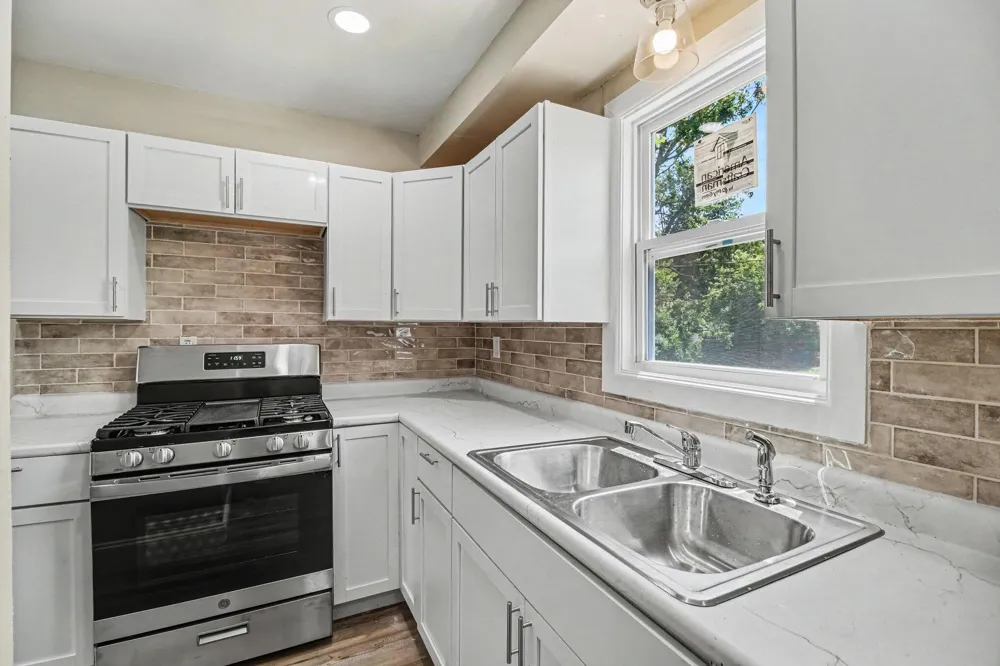 26279 Lehigh Street Inkster, MI 48141