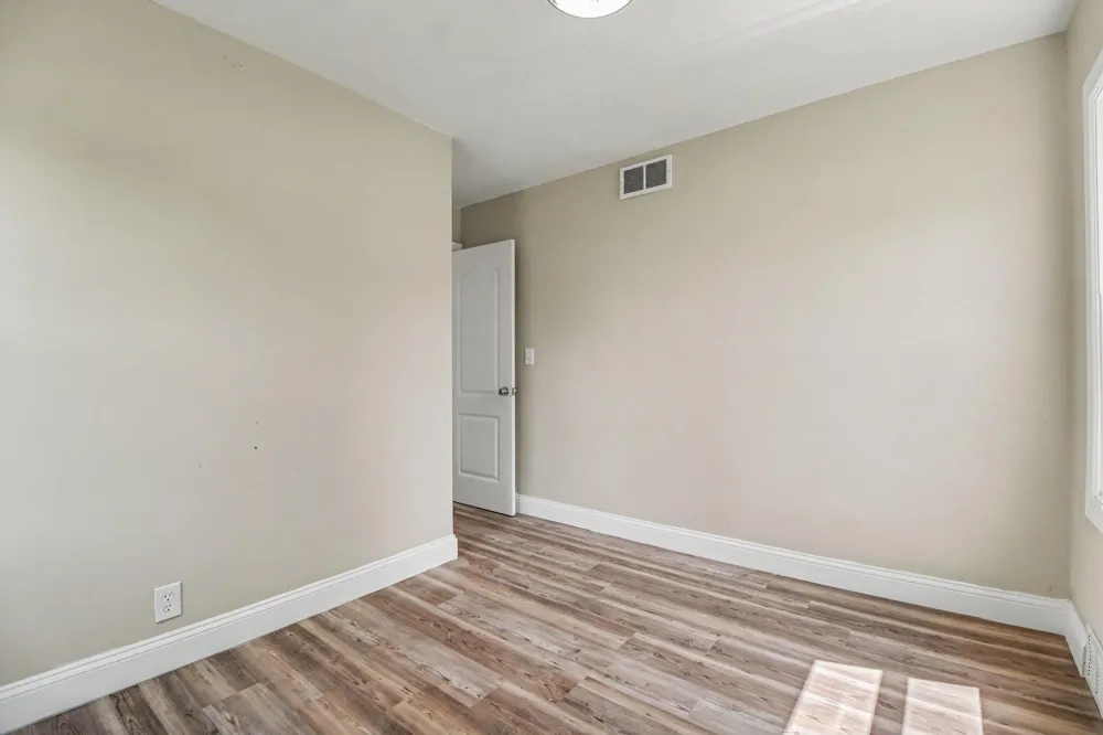 26279 Lehigh Street Inkster, MI 48141