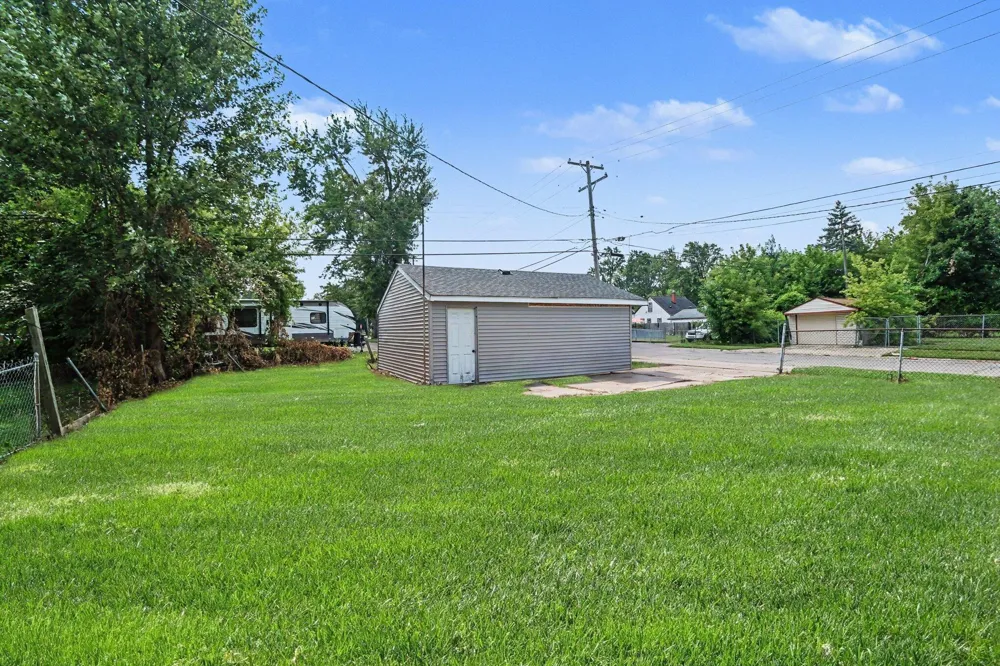 26279 Lehigh Street Inkster, MI 48141
