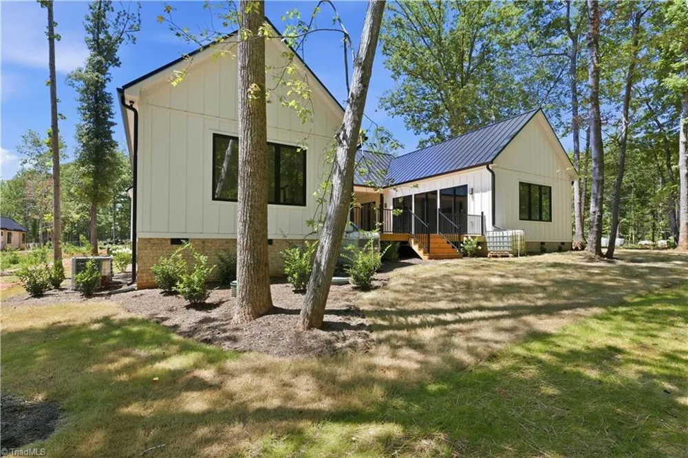 6407 Vedic Drive Whitsett, NC 27377
