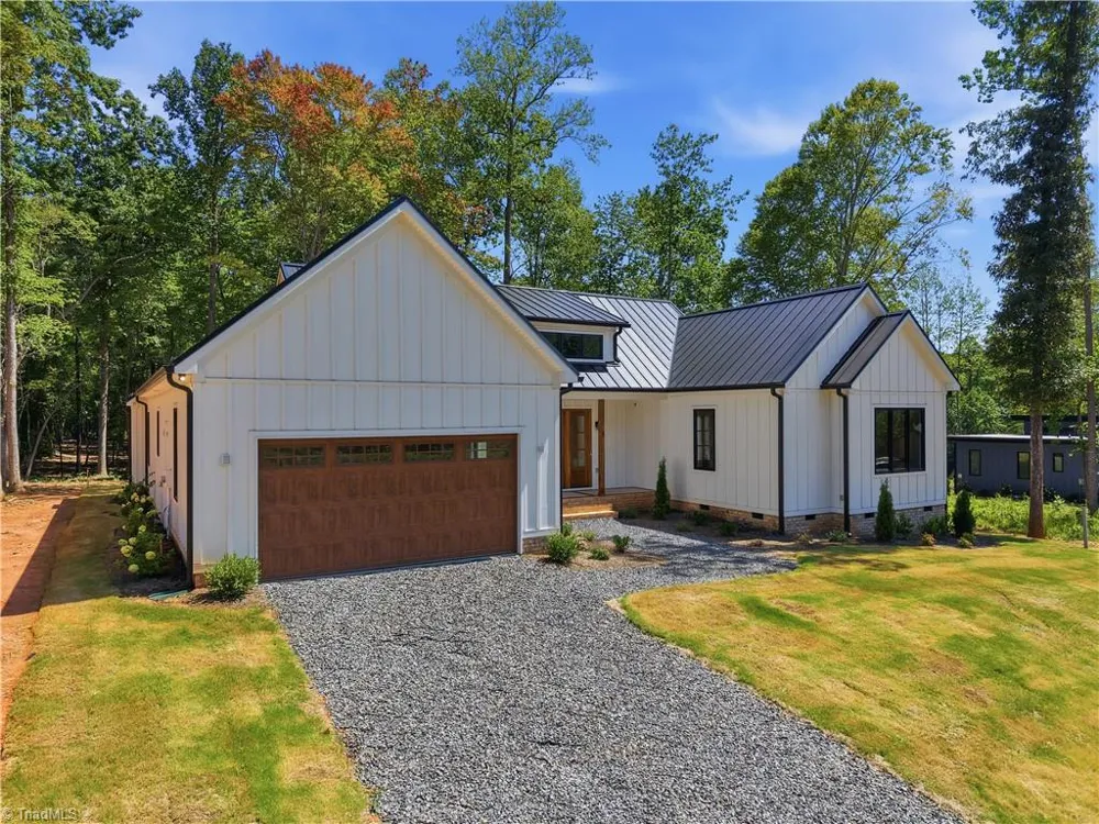 6407 Vedic Drive Whitsett, NC 27377