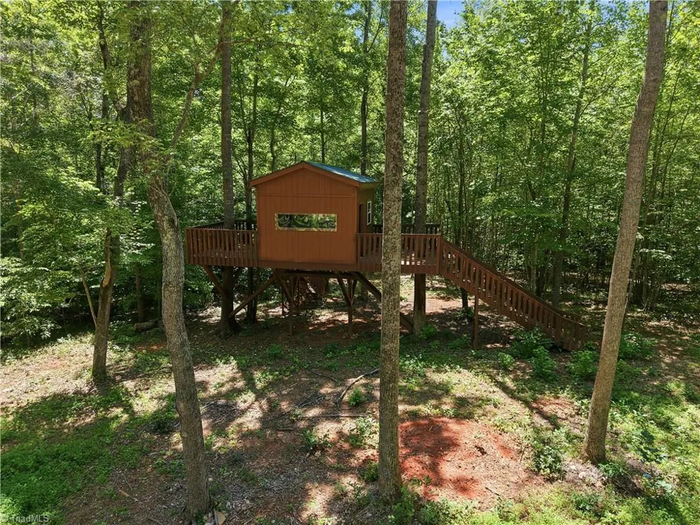 6407 Vedic Drive Whitsett, NC 27377