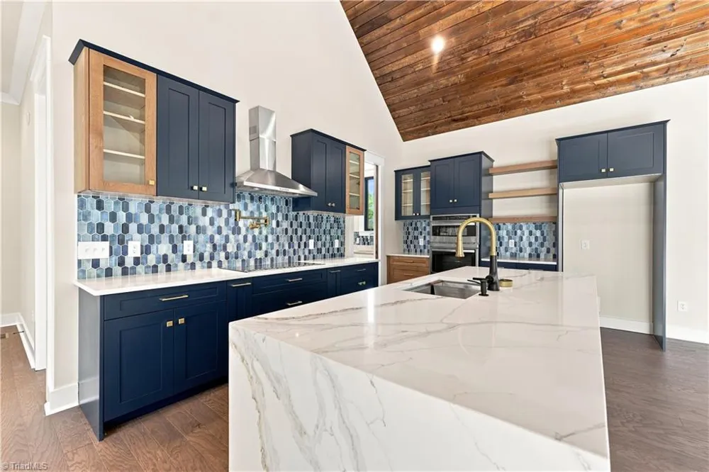 6407 Vedic Drive Whitsett, NC 27377