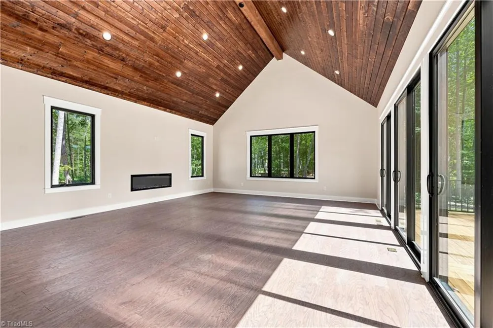 6407 Vedic Drive Whitsett, NC 27377