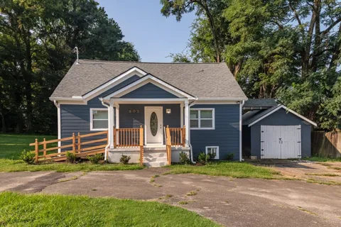 605 Hatcher Ln