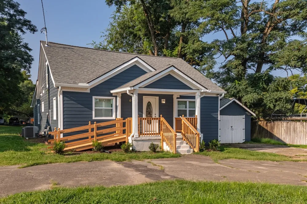 605 Hatcher Ln Columbia, TN 38401