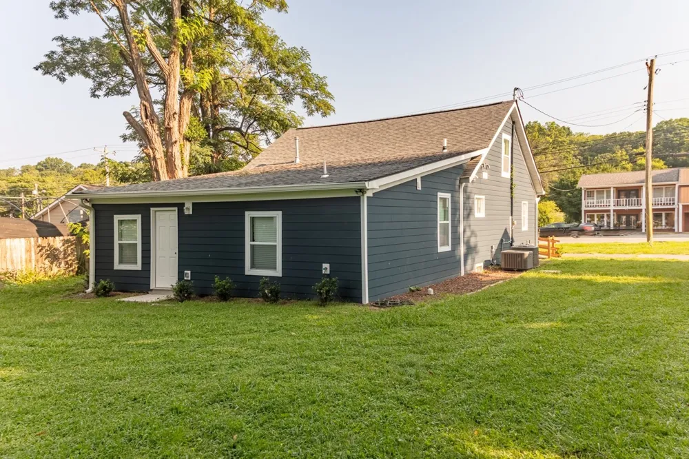 605 Hatcher Ln Columbia, TN 38401