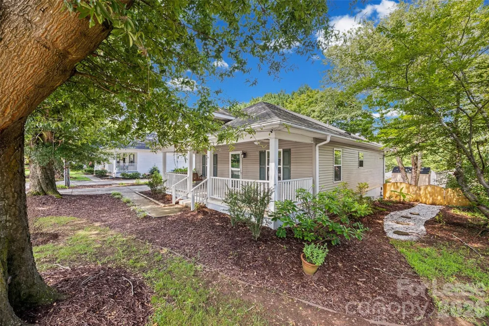 215 6th Street Belmont, NC 28012