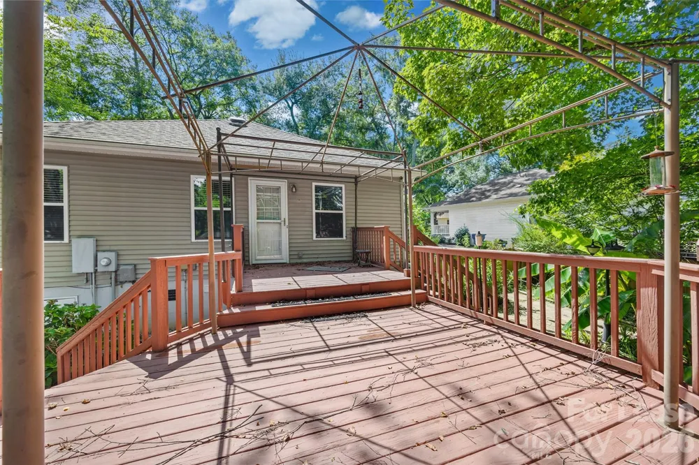 215 6th Street Belmont, NC 28012