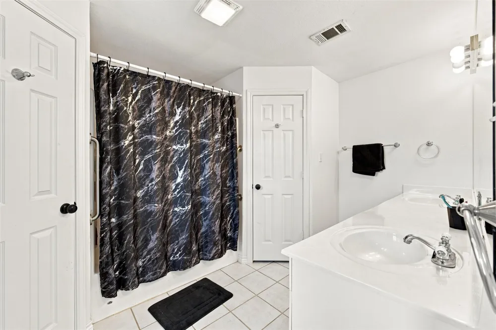51 Circle Drive Whitney, TX 76692