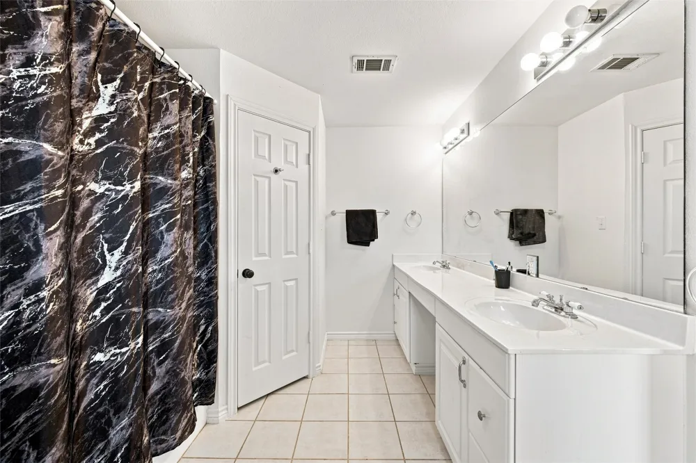 51 Circle Drive Whitney, TX 76692