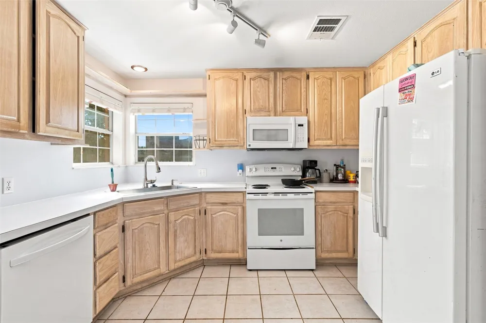 51 Circle Drive Whitney, TX 76692