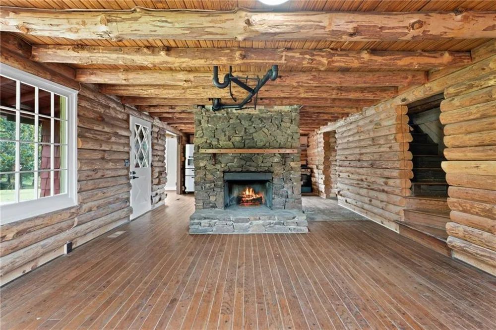2059 Cave Spring Road Cedartown, GA 30125