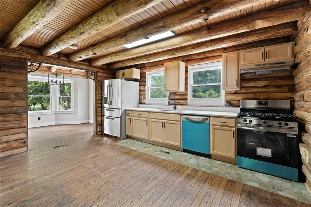 2059 Cave Spring Road Cedartown, GA 30125