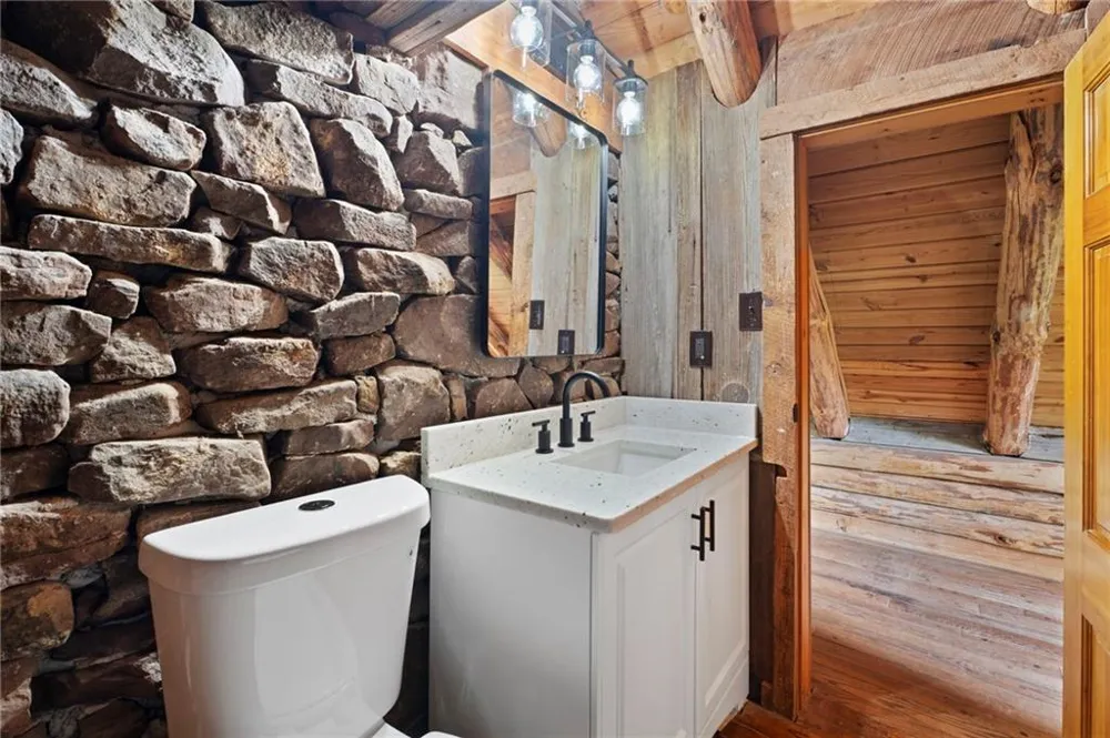 2059 Cave Spring Road Cedartown, GA 30125