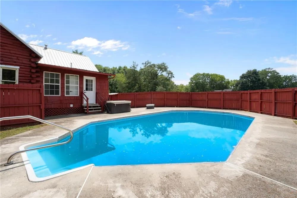 2059 Cave Spring Road Cedartown, GA 30125