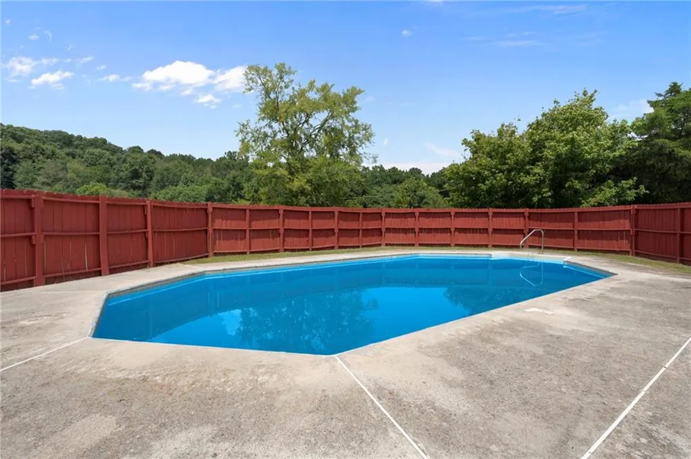 2059 Cave Spring Road Cedartown, GA 30125