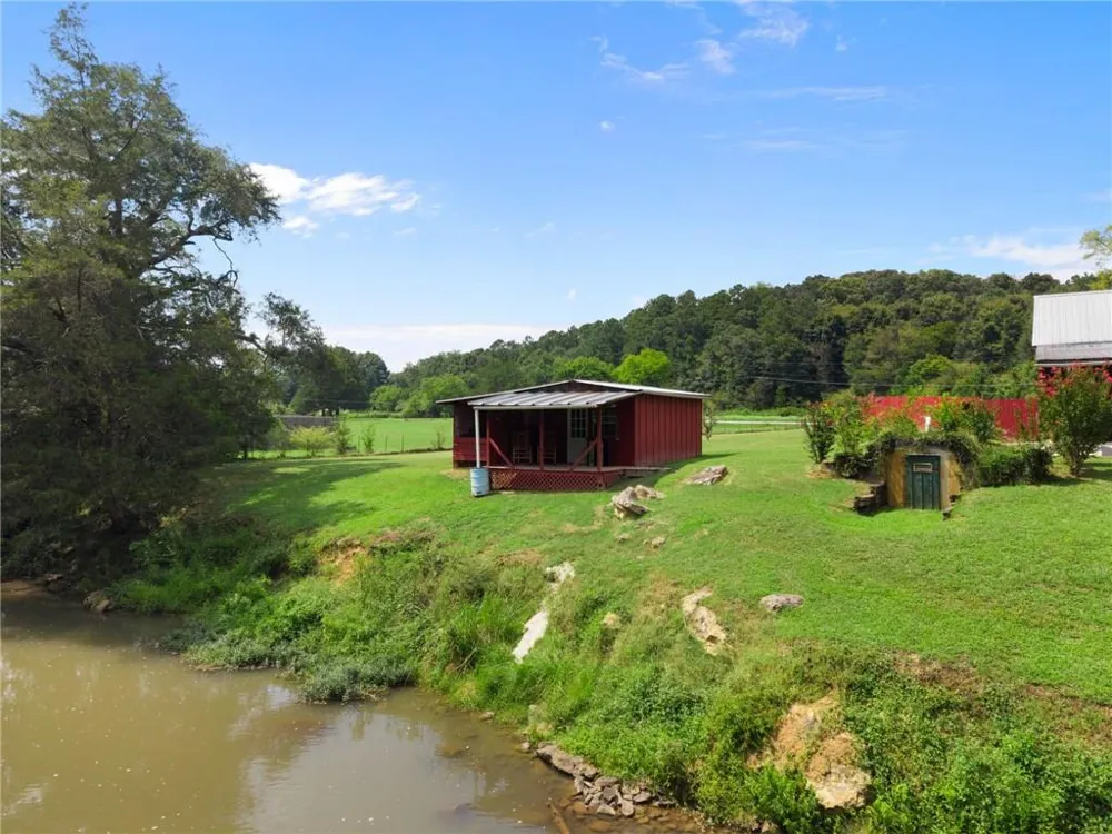 2059 Cave Spring Road Cedartown, GA 30125