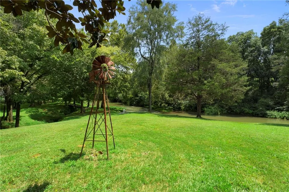 2059 Cave Spring Road Cedartown, GA 30125