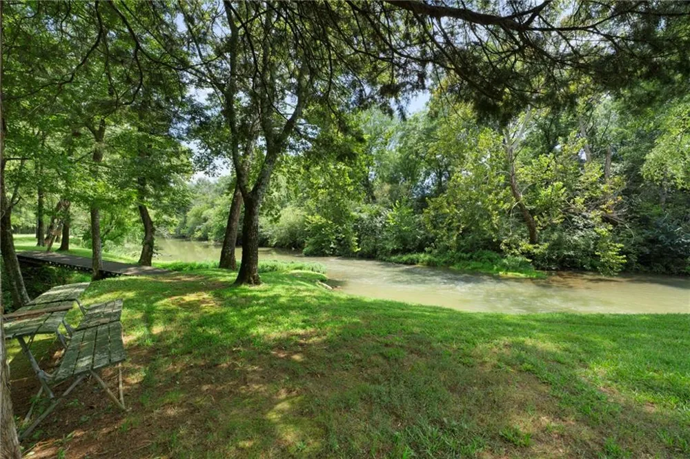 2059 Cave Spring Road Cedartown, GA 30125