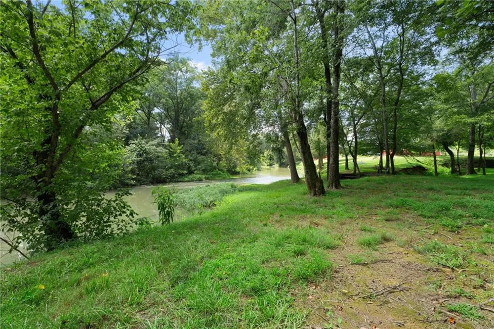 2059 Cave Spring Road Cedartown, GA 30125