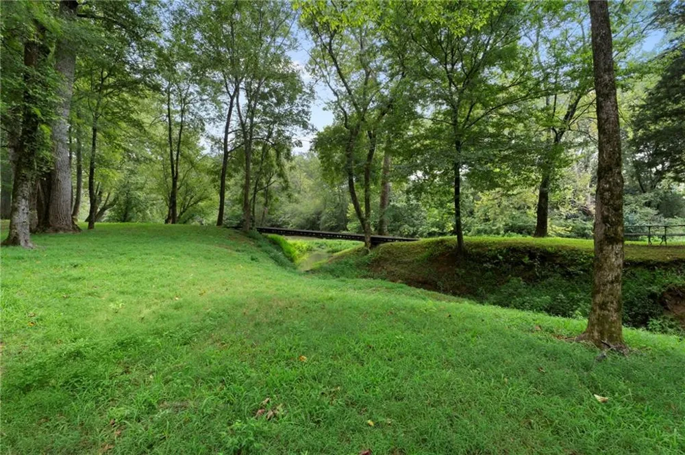 2059 Cave Spring Road Cedartown, GA 30125