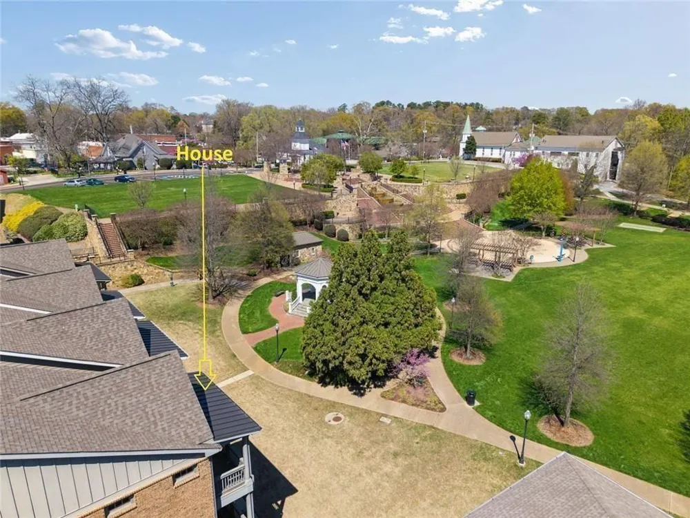 124 Parkside West Court Norcross, GA 30071