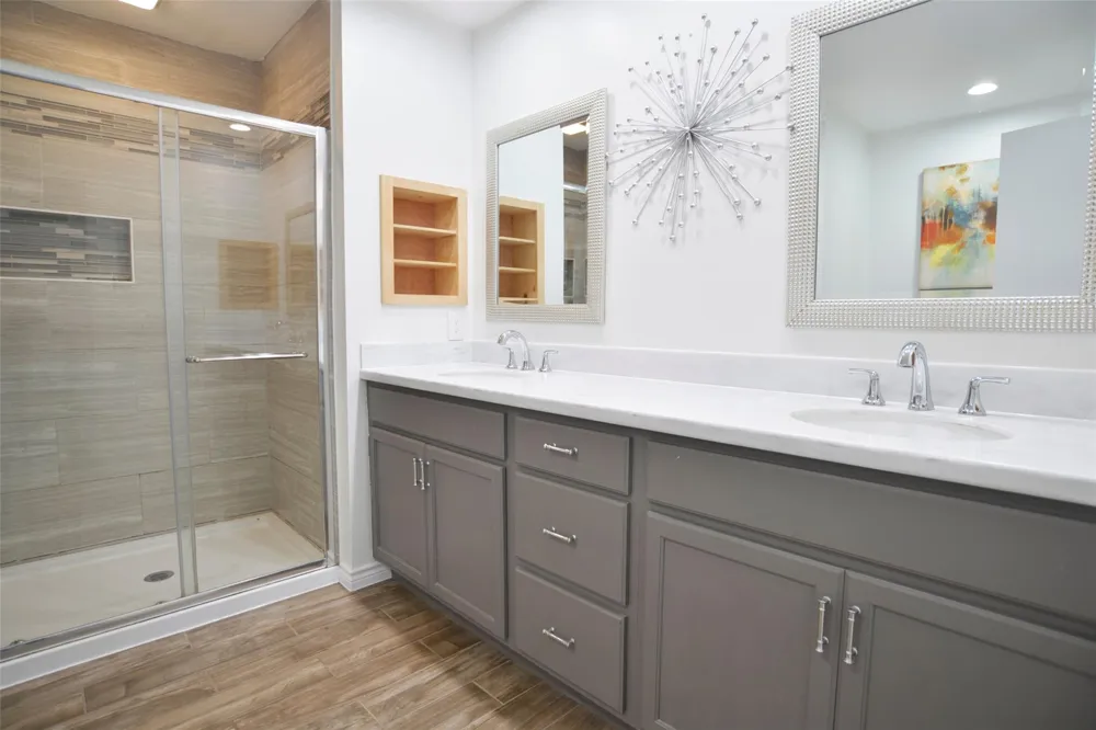 4634 Stonemede Drive Friendswood, TX 77546