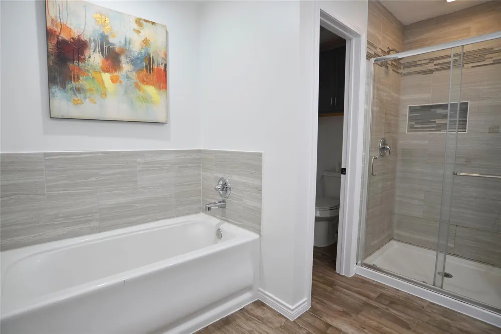4634 Stonemede Drive Friendswood, TX 77546