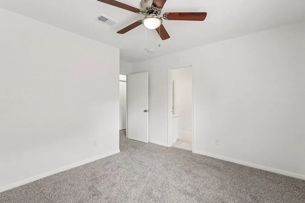 4634 Stonemede Drive Friendswood, TX 77546