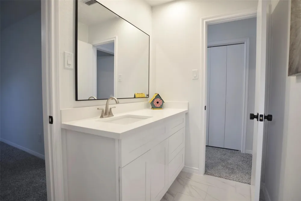 4634 Stonemede Drive Friendswood, TX 77546