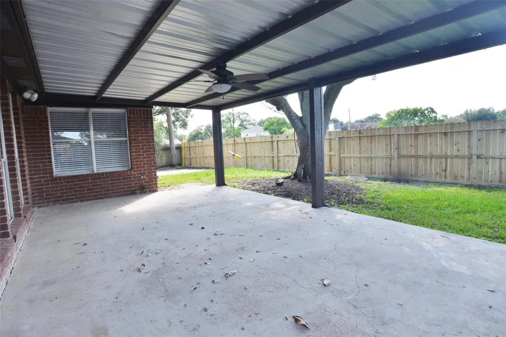4634 Stonemede Drive Friendswood, TX 77546